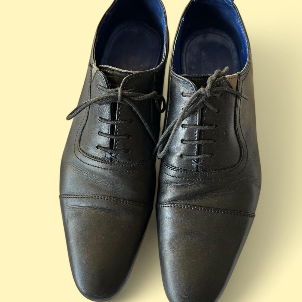 Ted Baker London Black Leather Oxfords